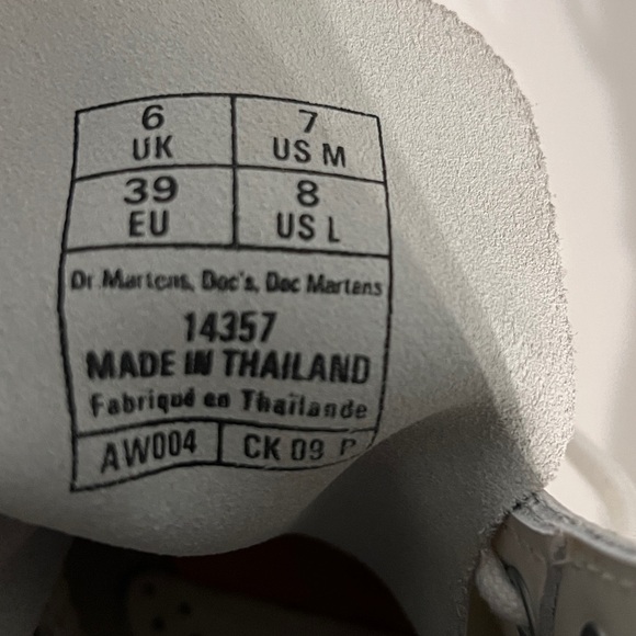 Dr Martens 1460 Mono White Smooth Leather Lace up Boots, EU 39, US 8. Docs - Picture 15 of 16